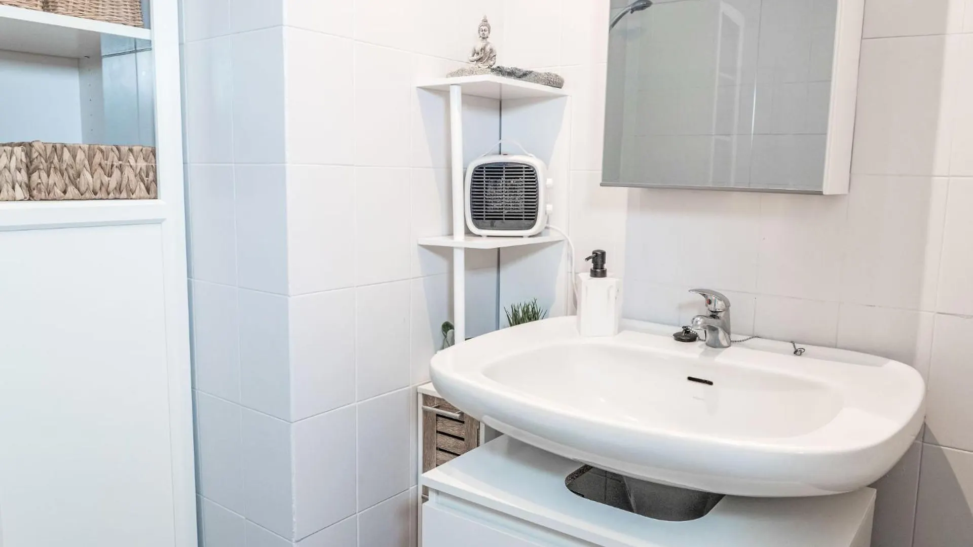 Apartment Vista Levante-2 By Interhome Estepona